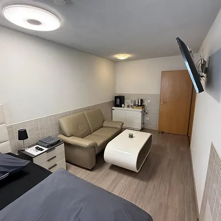Neon Apartements Affittacamere